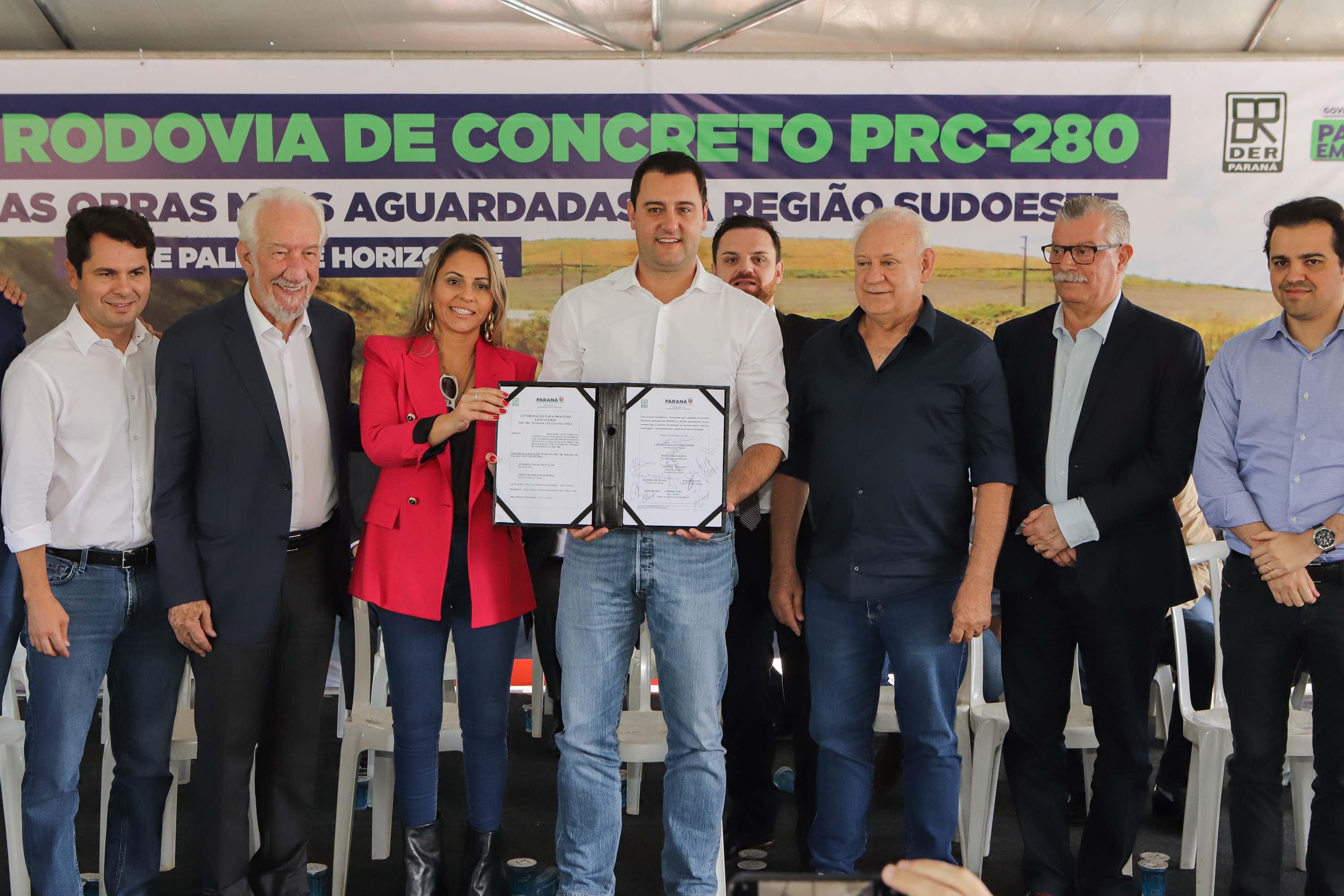 Vereadores participam da entrega da obra de revitalização da PRC-280